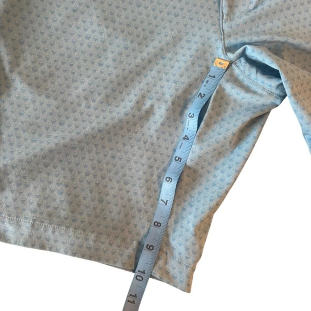 Peter Millar Men's size 34 light blue skull print 10inch‎ inseam shorts. GUC